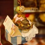 Blueberry Lane Tea Book Nook - Image 4