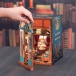 European Travels Book Nook - Image 3