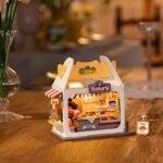 Teddy's Breadbox Book Nook - Image 2