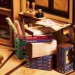 Shakespeare Book Nook - Image 5